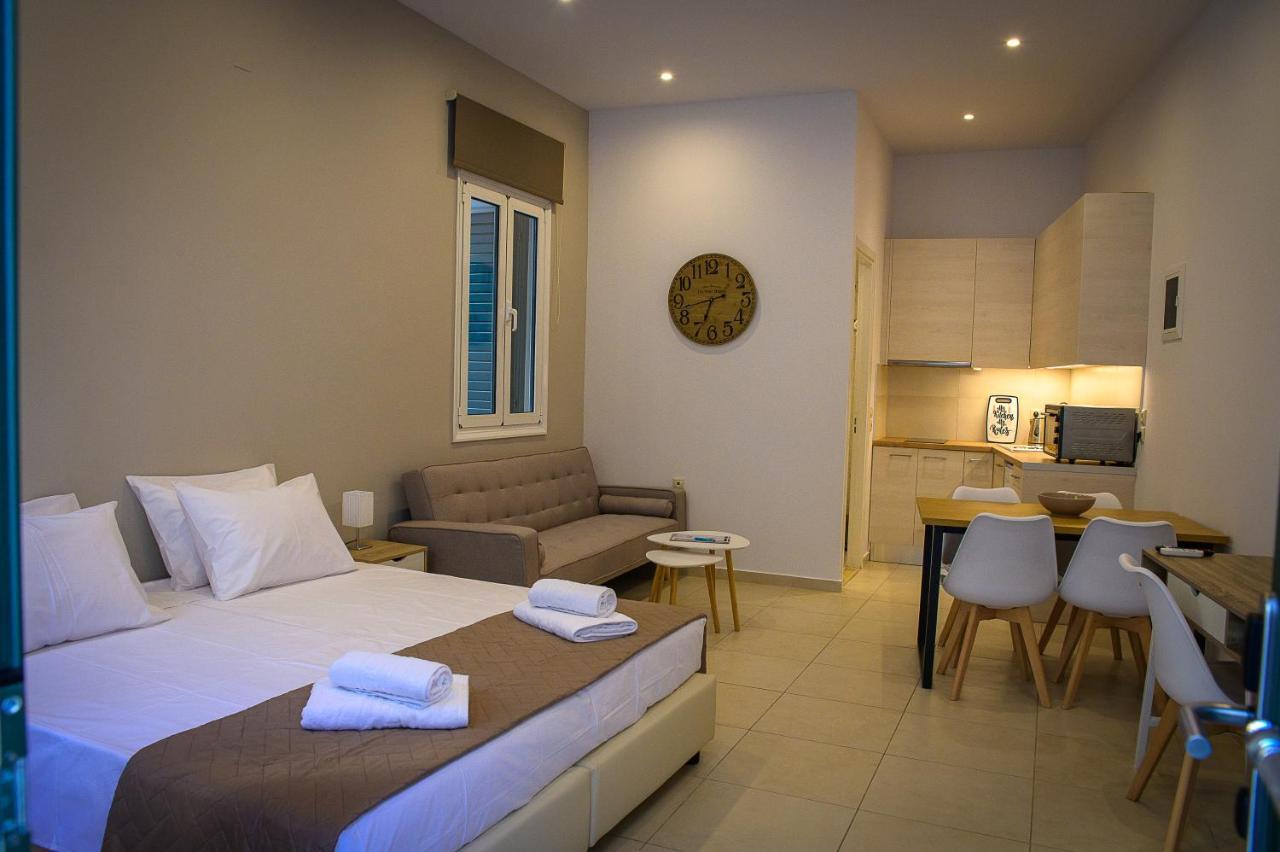 Uni Island - City Center Suites Ираклион Экстерьер фото