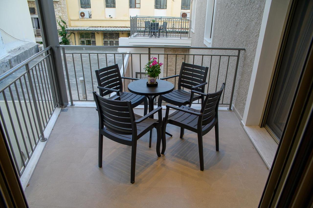 Uni Island - City Center Suites Ираклион Экстерьер фото