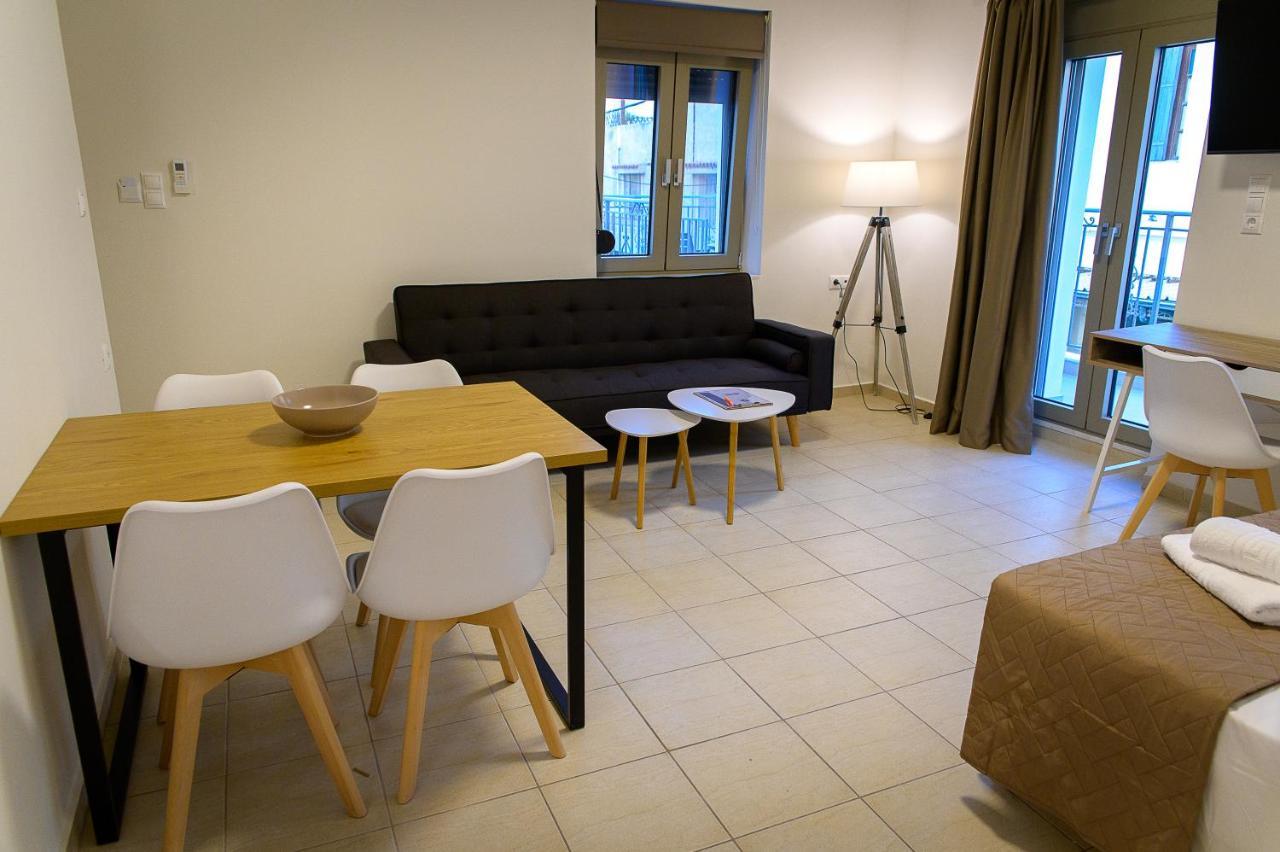 Uni Island - City Center Suites Ираклион Экстерьер фото
