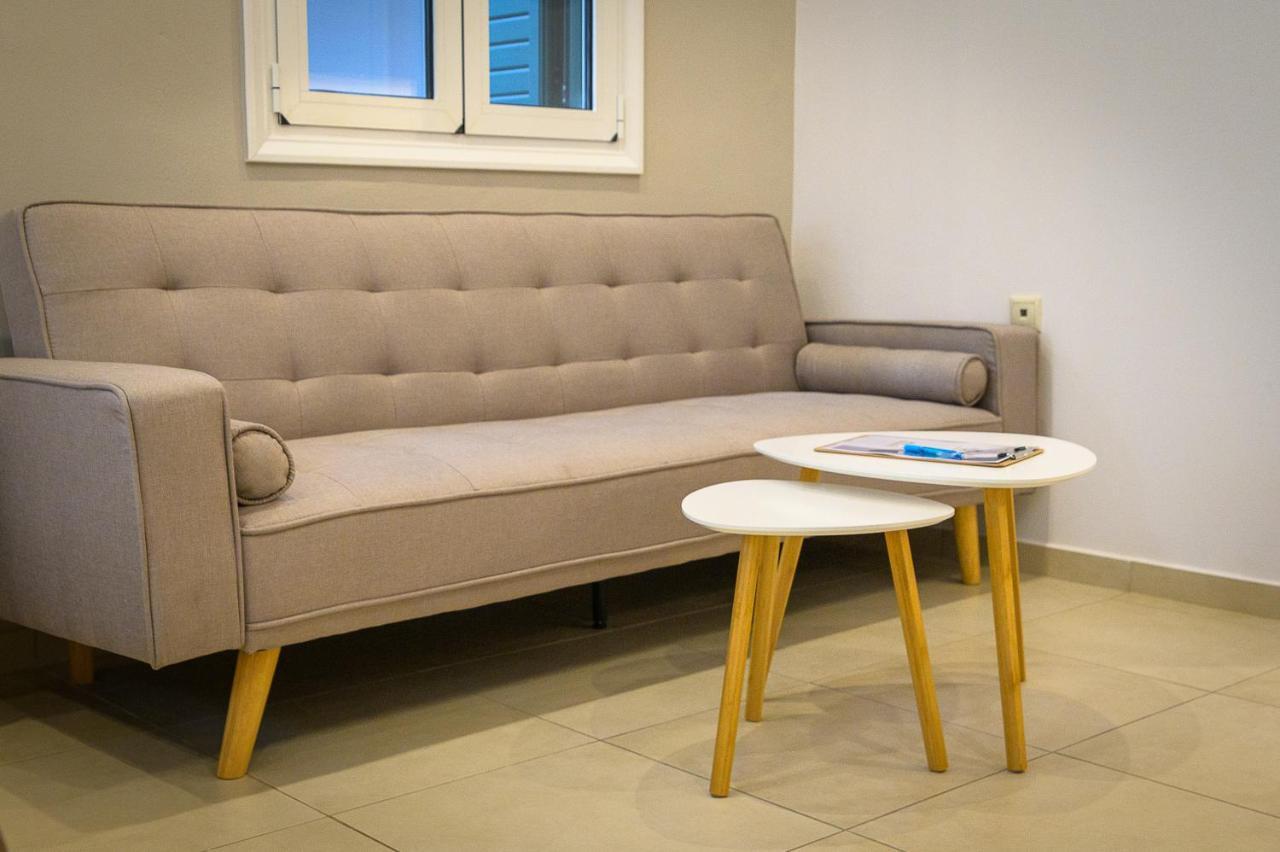 Uni Island - City Center Suites Ираклион Экстерьер фото
