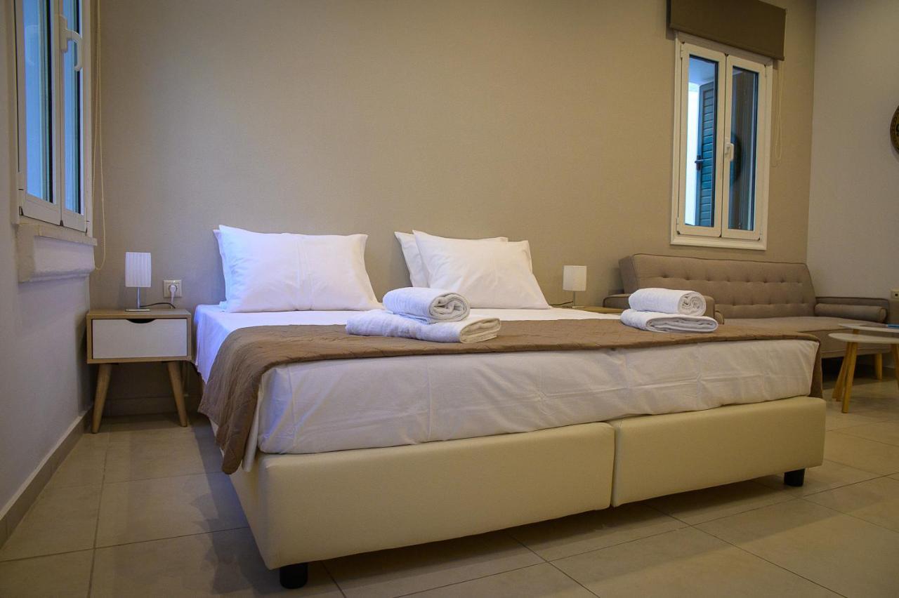 Uni Island - City Center Suites Ираклион Экстерьер фото