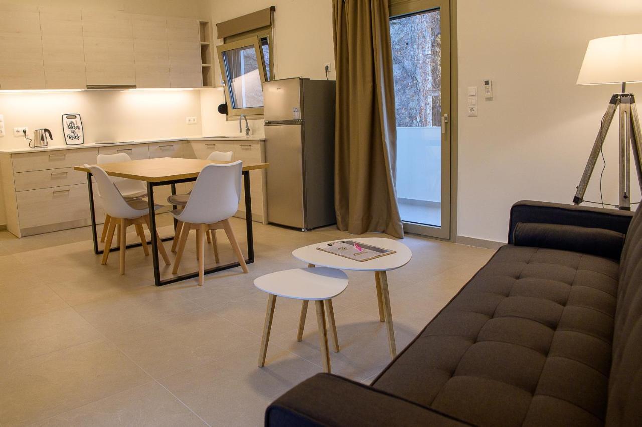 Uni Island - City Center Suites Ираклион Экстерьер фото