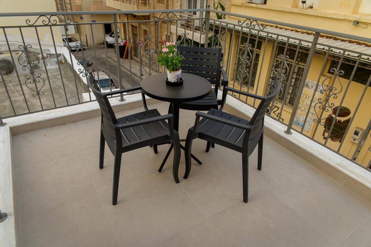 Uni Island - City Center Suites Ираклион Экстерьер фото