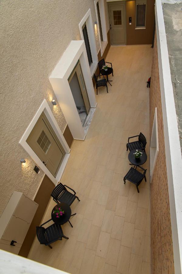 Uni Island - City Center Suites Ираклион Экстерьер фото